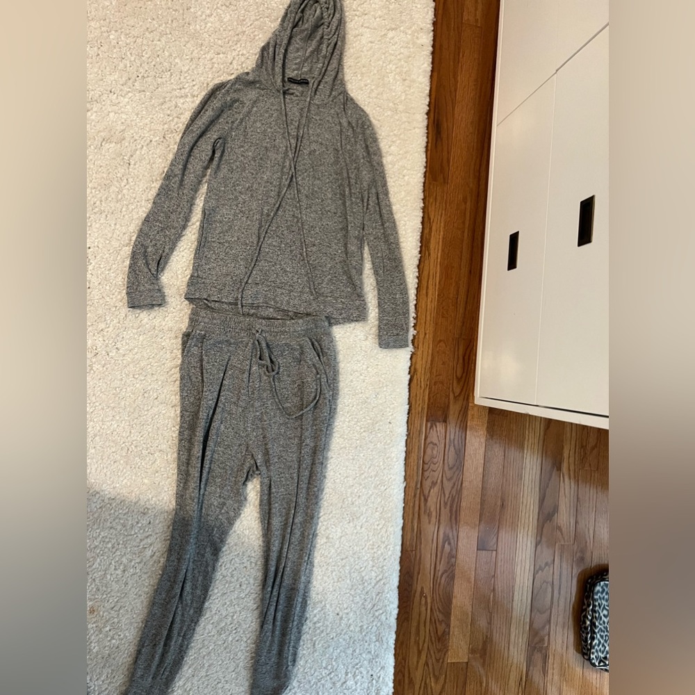 GREY MATCHING SET